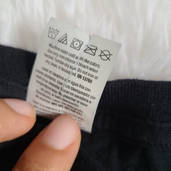 Black Lives Matter Symbol Say Their Names Graphic Tee Medium - Picture 5 of 10